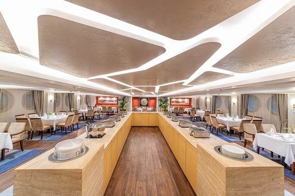 APT Guided Tours & River Cruises, MS Sun Goddess Restaurant 2.jpg